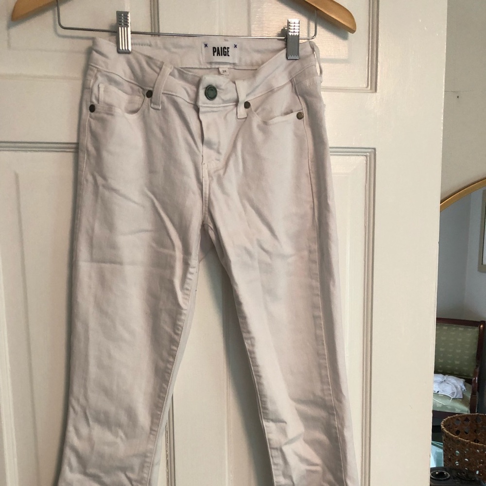 White skinny jeans